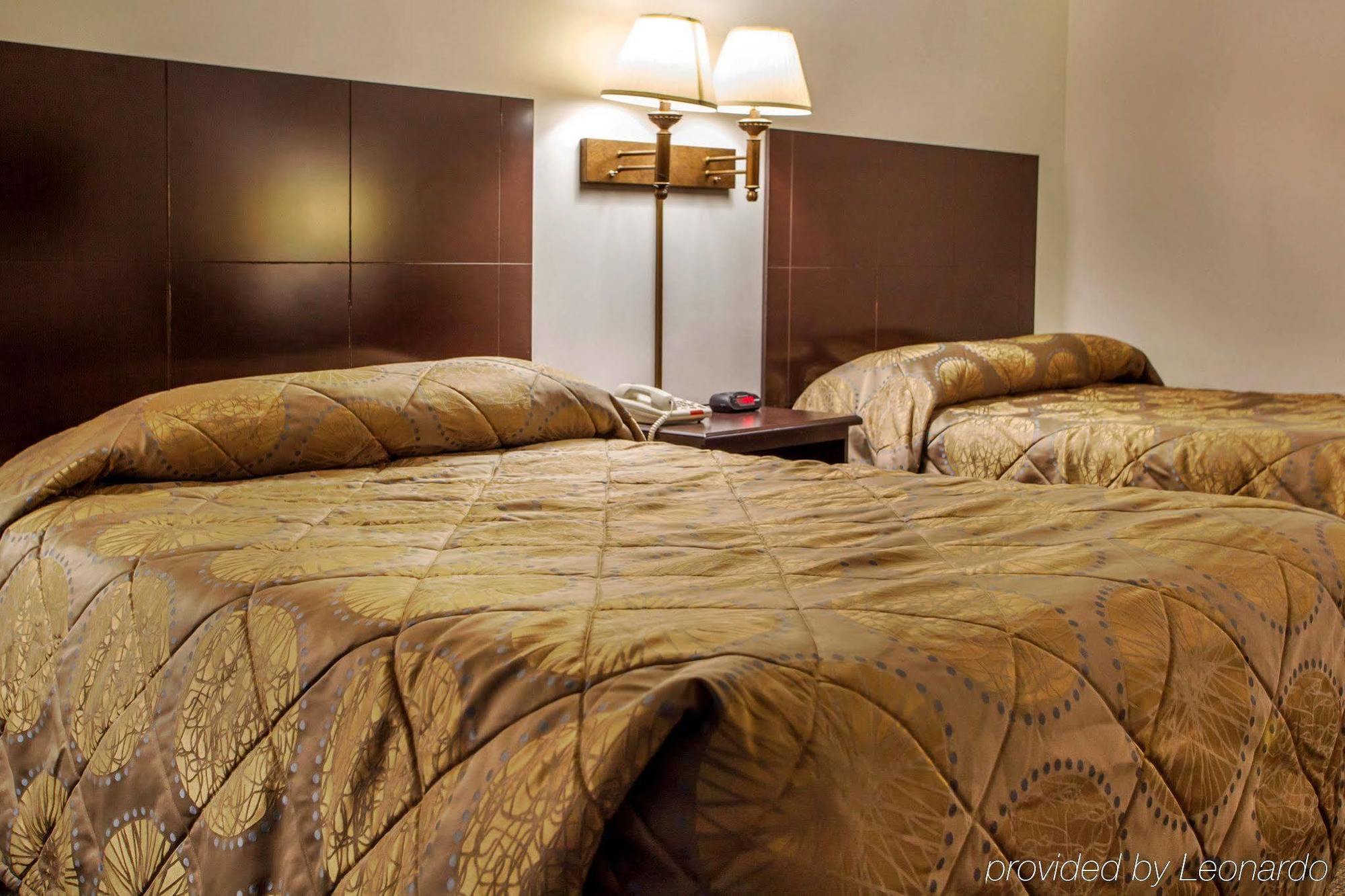 Rodeway Inn Meadowlands Секокус Экстерьер фото